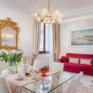 Perla Con Vista Canale Appartement
